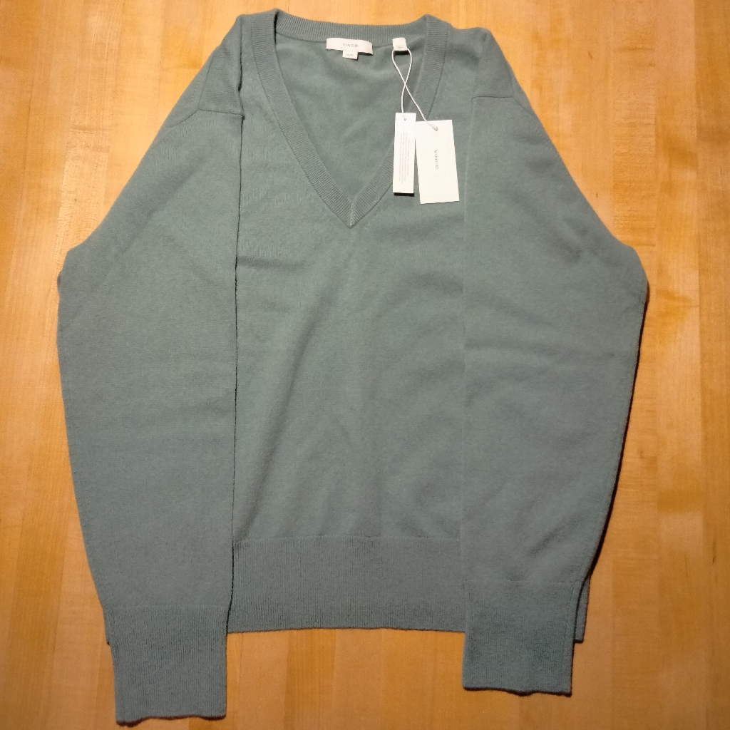 Vince Xl Weekday V-Neck Sweater